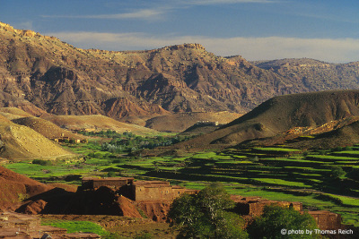 Atlas Gebirge und fruchtbare Täler in Marokko