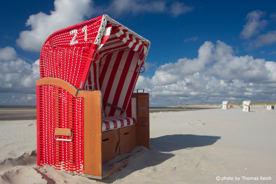Red Beach chair Amrum