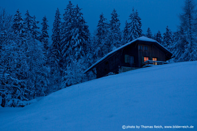 Gemütliche Berghütte Winterwald
