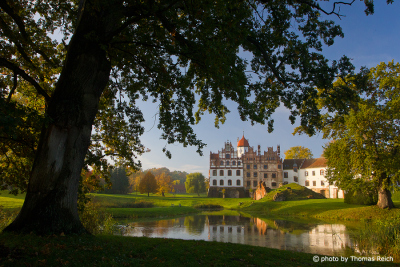 Lennépark & Schloss Basedow 