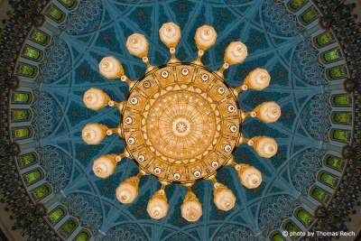 Swarovski chandelier, Sultan Qaboos Grand Mosque, Oman