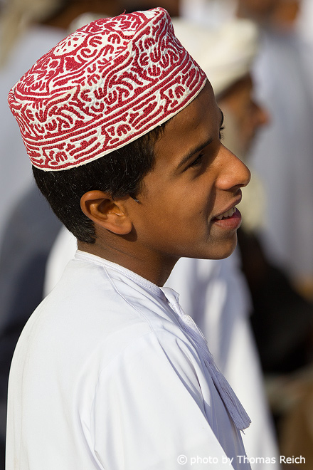 Junger Omani mit Kummah
