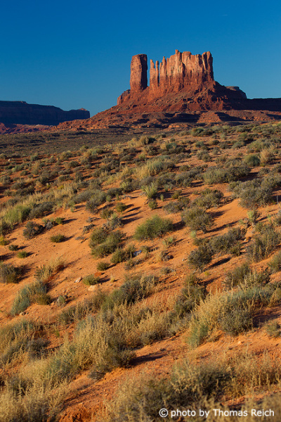 Monument Valley hiking