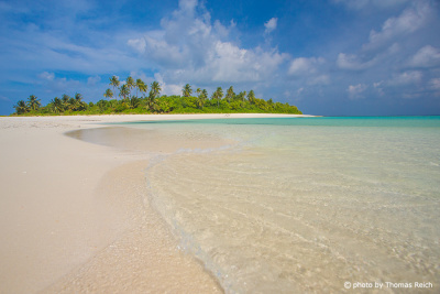 Sand beaches Maldives