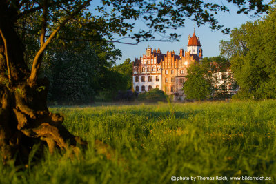 Schloss Basedow mit Lenné Park