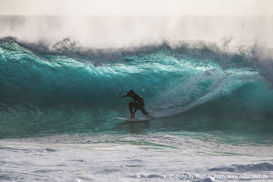 Big Wave Kite surfing Profi
