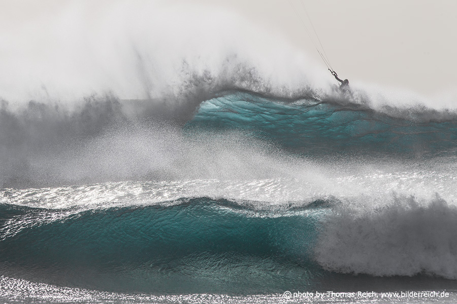 Big Wave Kitesurfing Atlantik