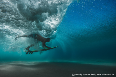 Dive through maneuver surfing