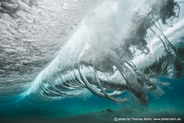 Underwater wave photography