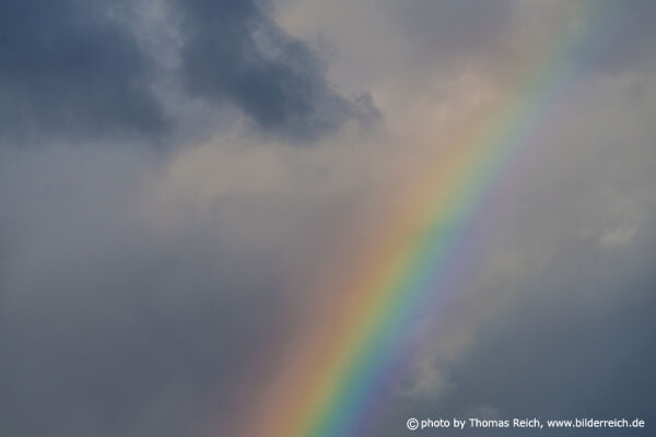 foto regenbogen am himmel  thomas reich bilderreich