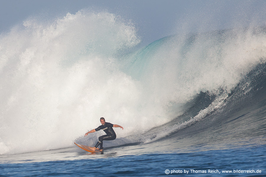 Surfing Acid Drop Fuerteventura