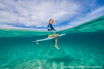 Julia Castro Surfing