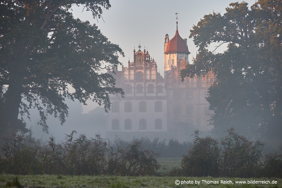 Basedow castle in autumn mist