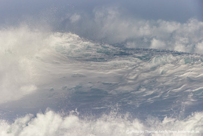 Sea Spray of Waves