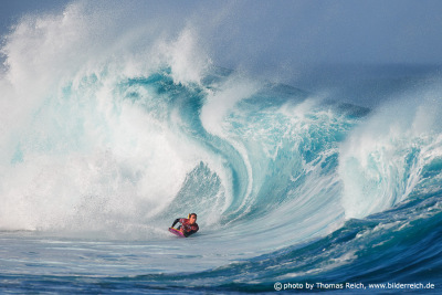 Bodyboarding the the art of riding waves