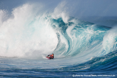 Surfing Waves with Bodyboard, Lanzarote