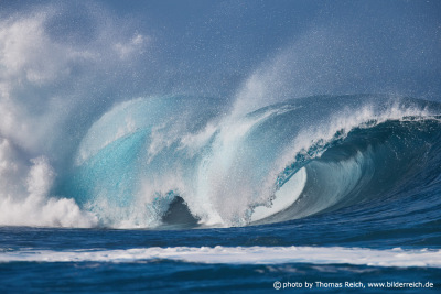 Ocean waves crashing pictures